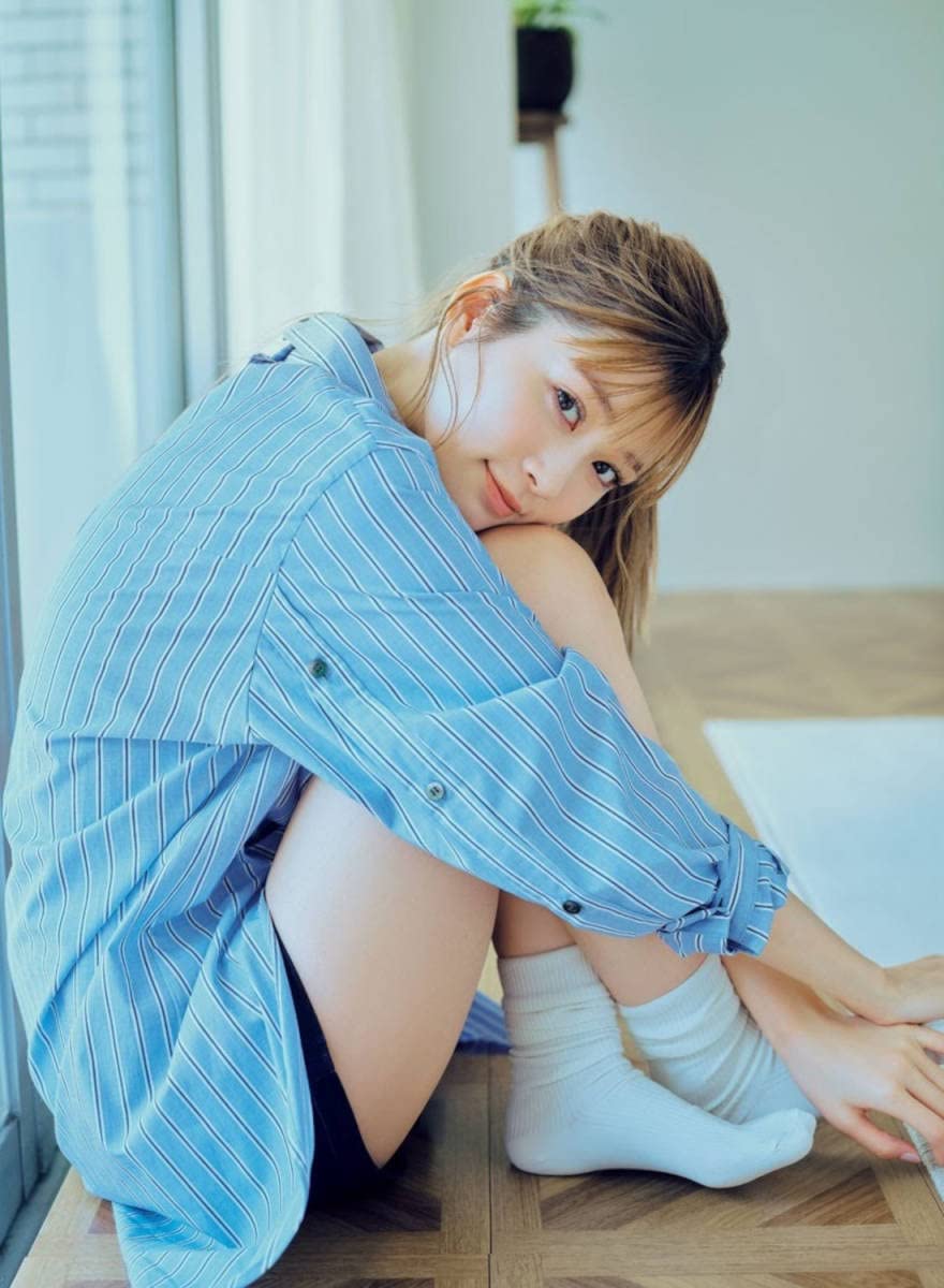 Amazon.co.jp: タレント 生見愛瑠 L判 写真 50枚 まとめ売り！ : おもちゃ